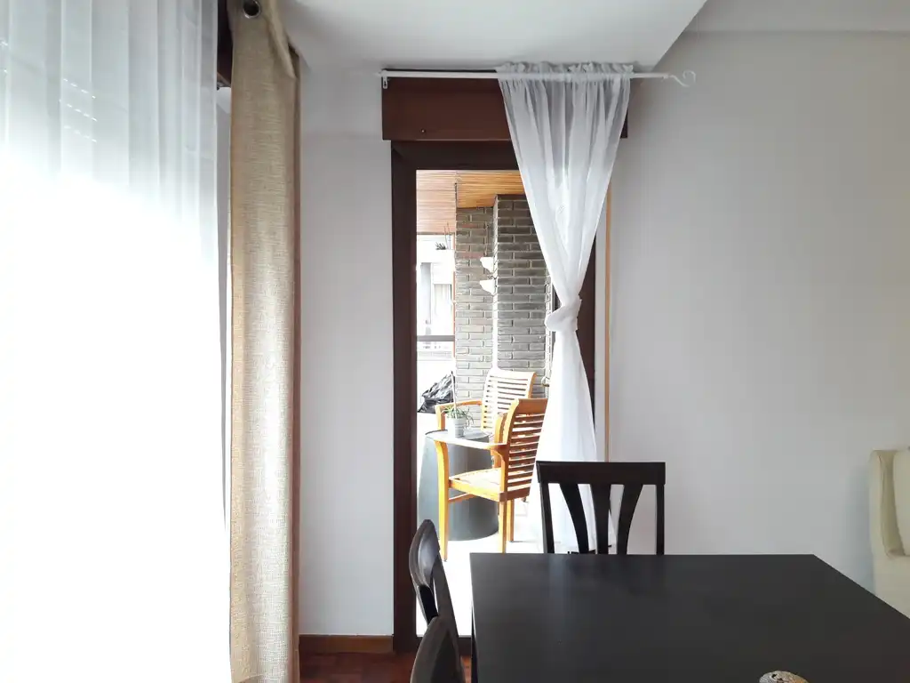 Comedor de Piso de alquiler en Oviedo  con Calefacción, Terraza y Amueblado