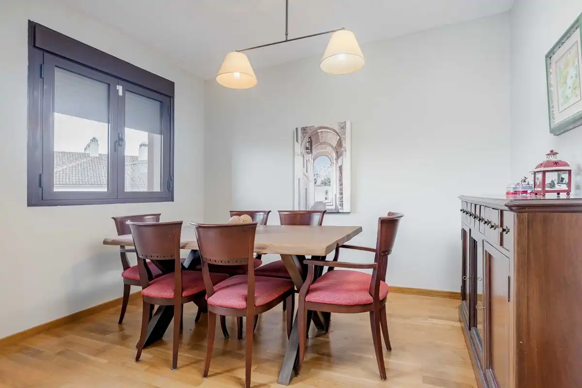 Comedor de Ático en venta en Guillena con Calefacción, Terraza y Trastero