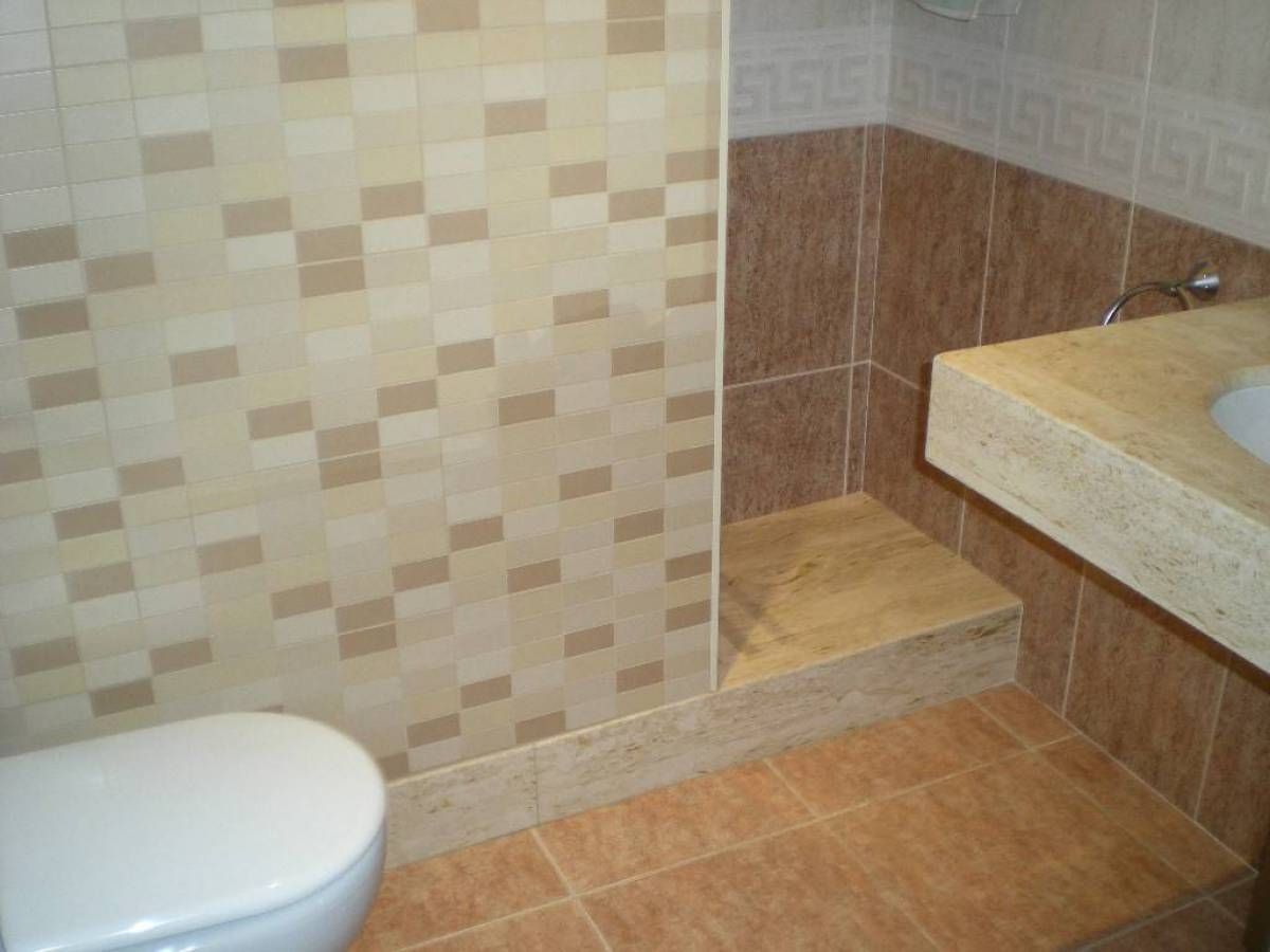 Bathroom of Flat for sale in Manresa  with Air Conditioner, Heating and Storage room