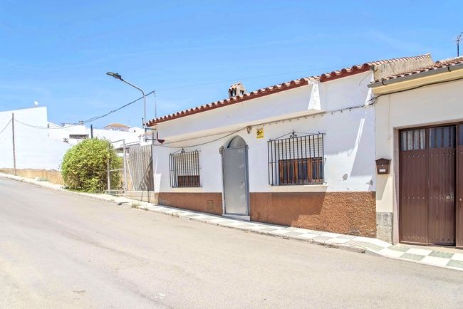 Vista exterior de Casa adosada en venda en Martín de la Jara