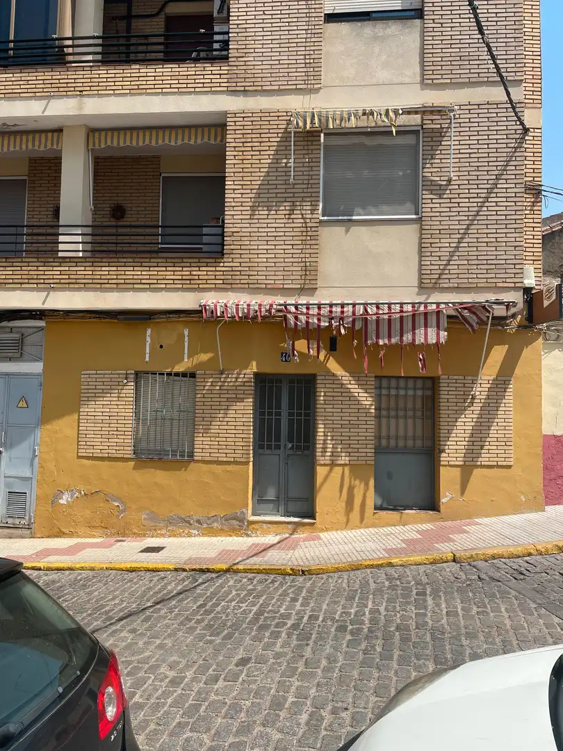 Vista exterior de Local en venda en Castuera