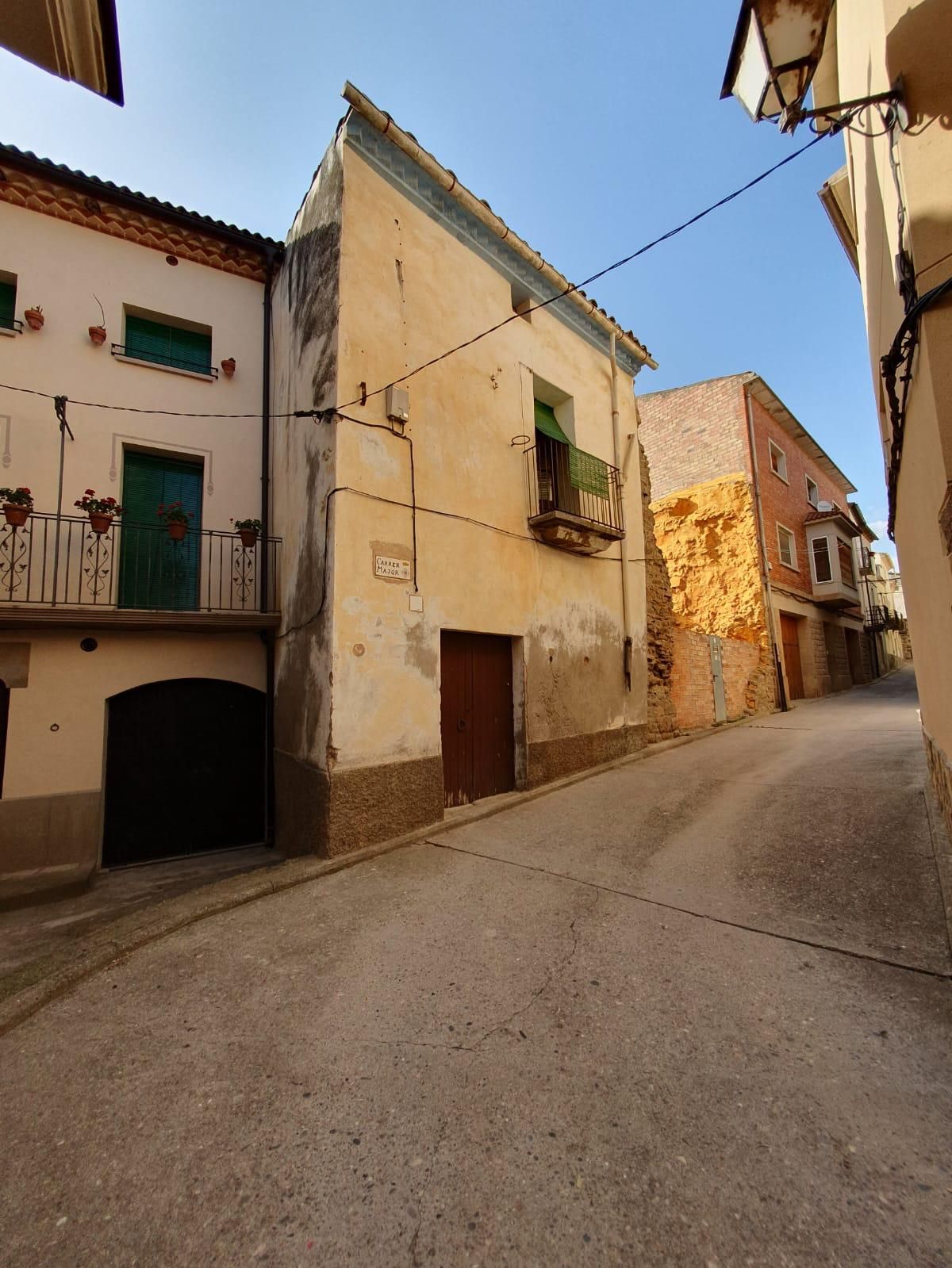 Vista exterior de Casa o xalet en venda en Vilanova de l'Aguda amb Terrassa i Balcó