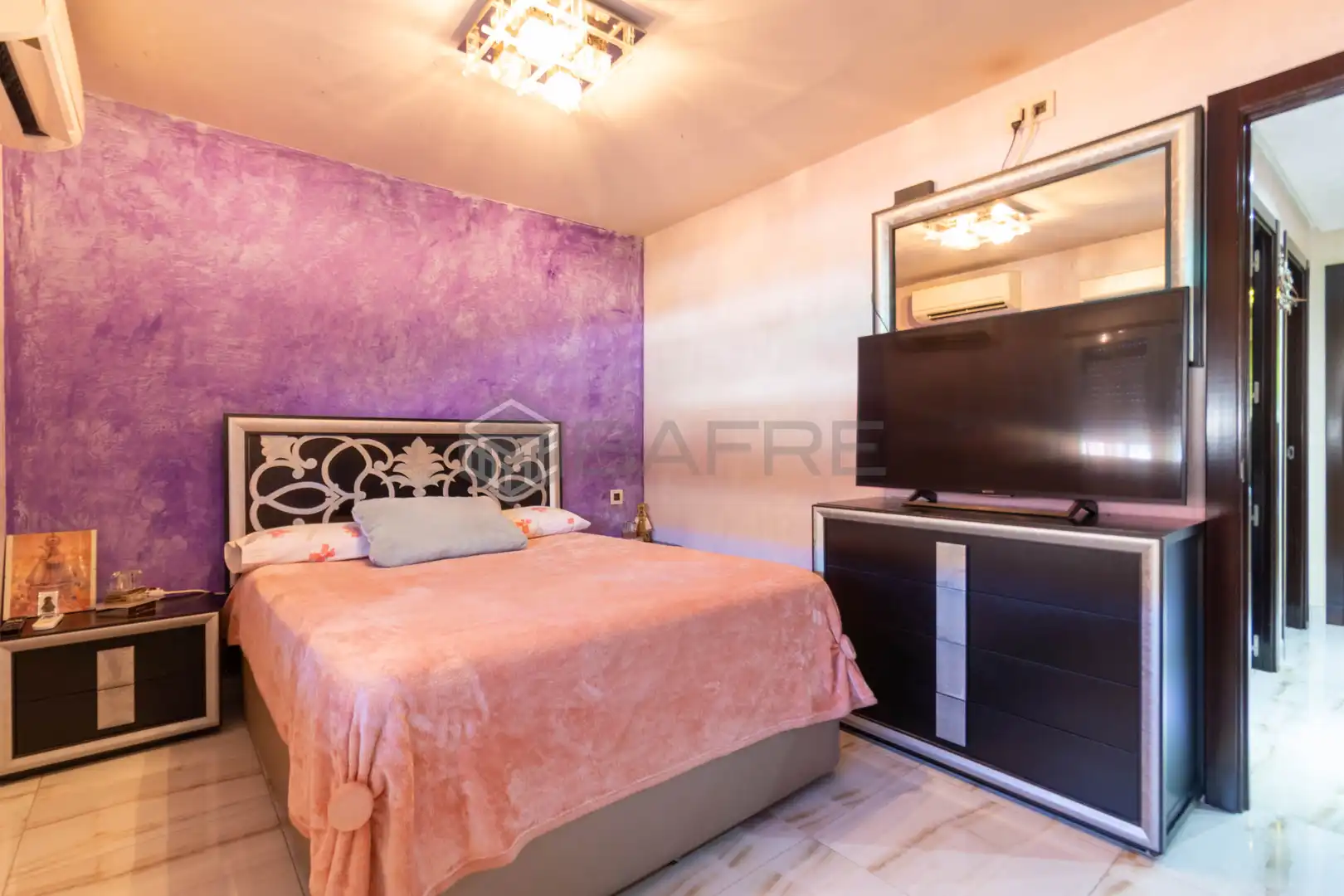 Bedroom of Houses for sale in Madrid  with Air Conditioner, Heating and Private garden