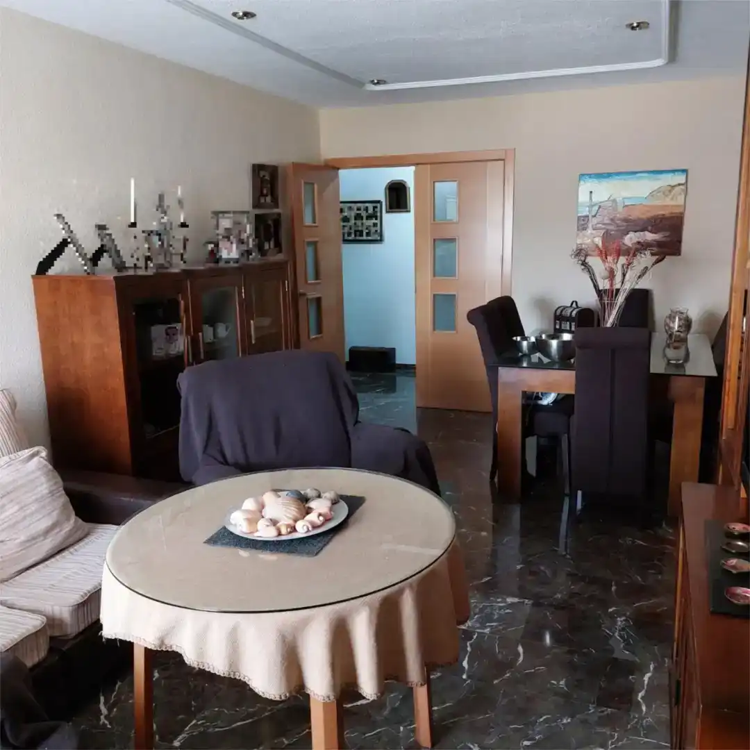 Sala d'estar de Pis per a compartir en Valdeastillas - Fuentezuelas
