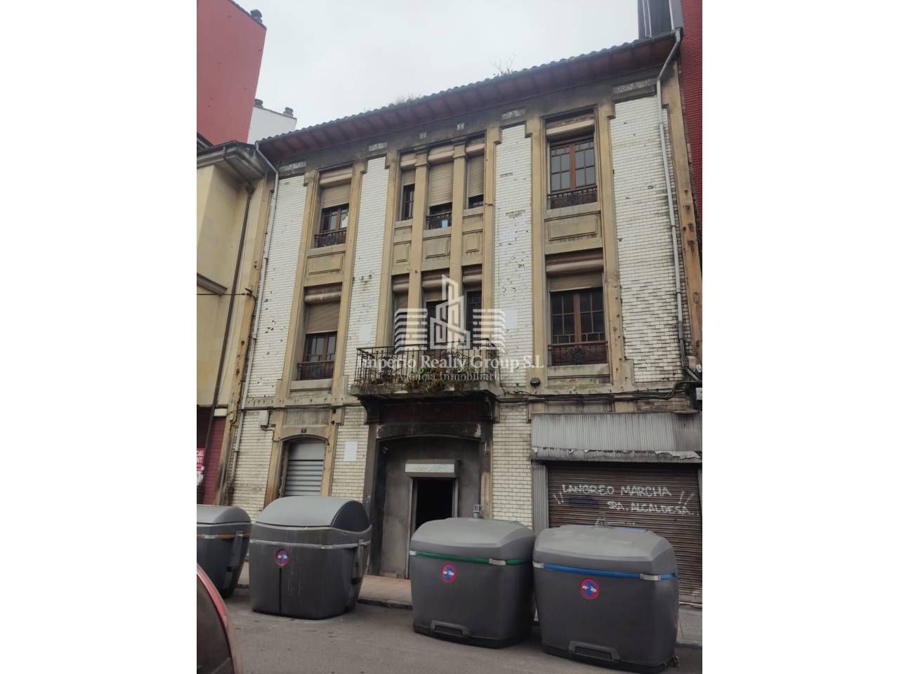 Exterior view of Building for sale in Langreo