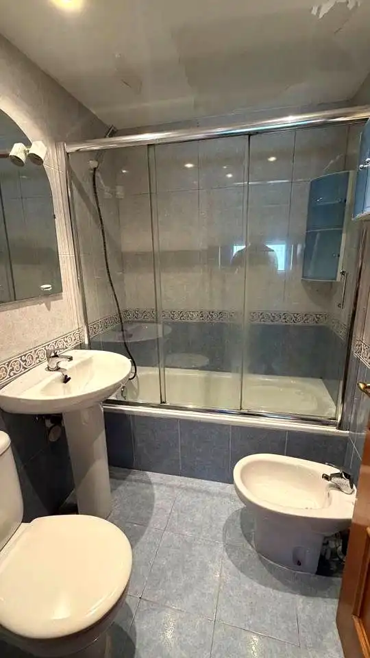 Bathroom of Flat for sale in Fuenmayor, La Rioja