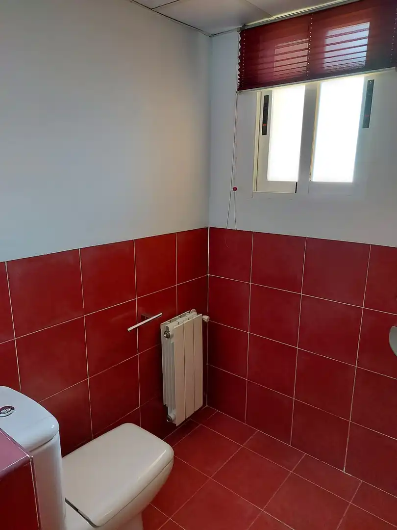 Bathroom of Houses for sale in La Pobla de Vallbona  with Air Conditioner, Heating and Private garden