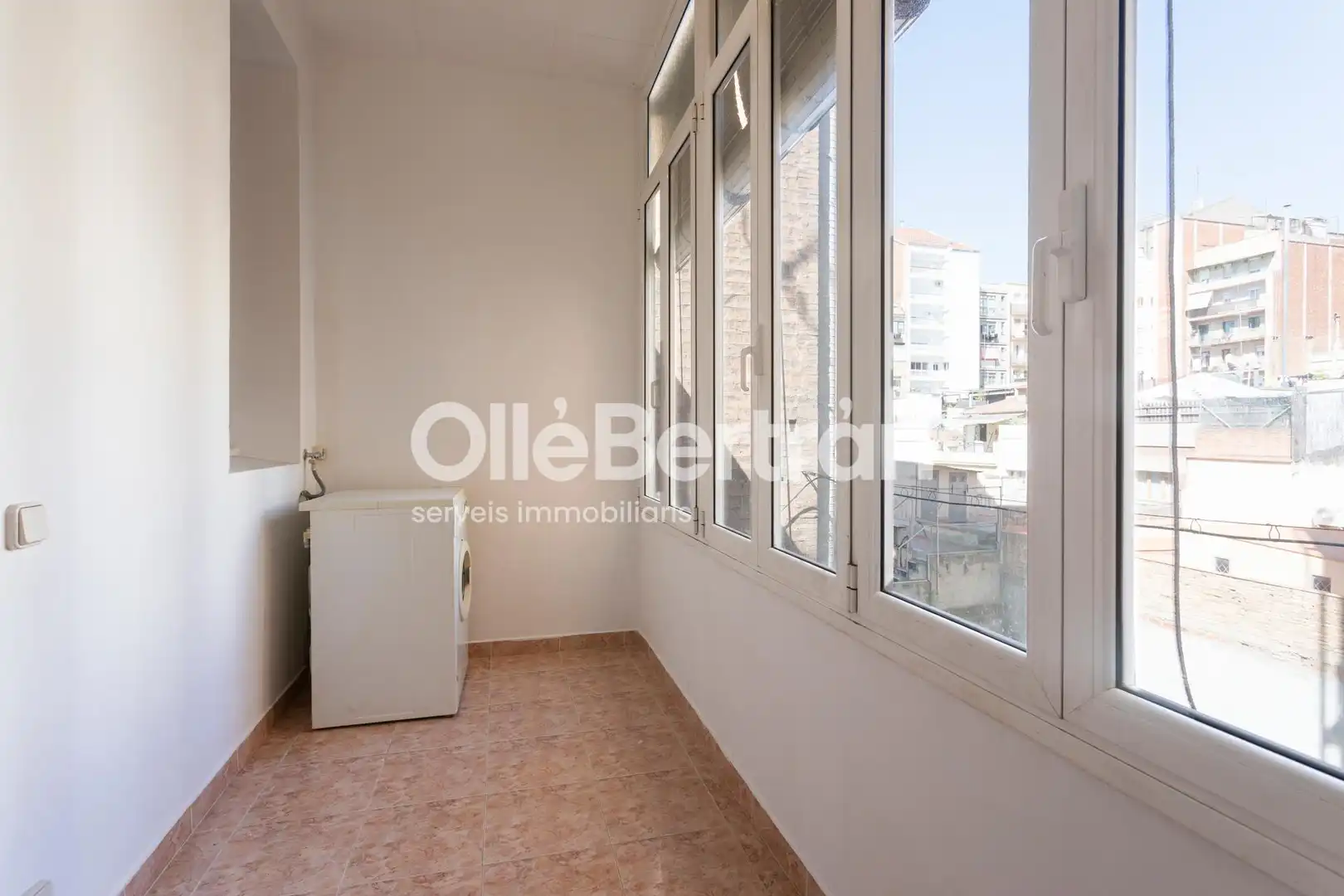 Flat for sale in Barcelona  with Balcony