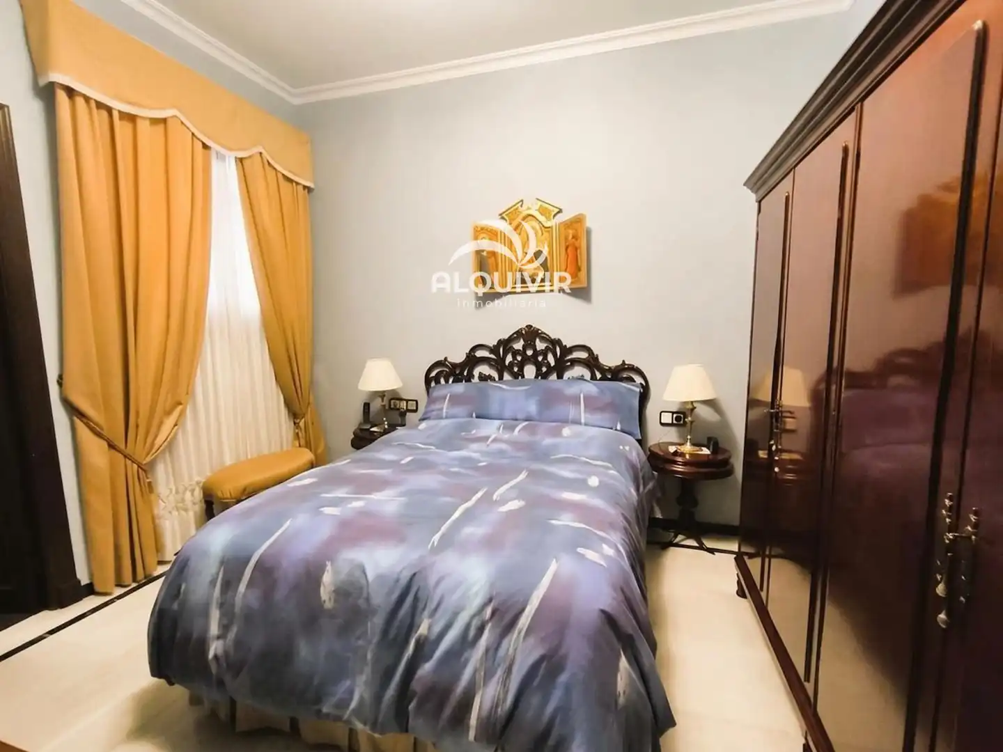 Habitación de Edificio en venta en Sevilla