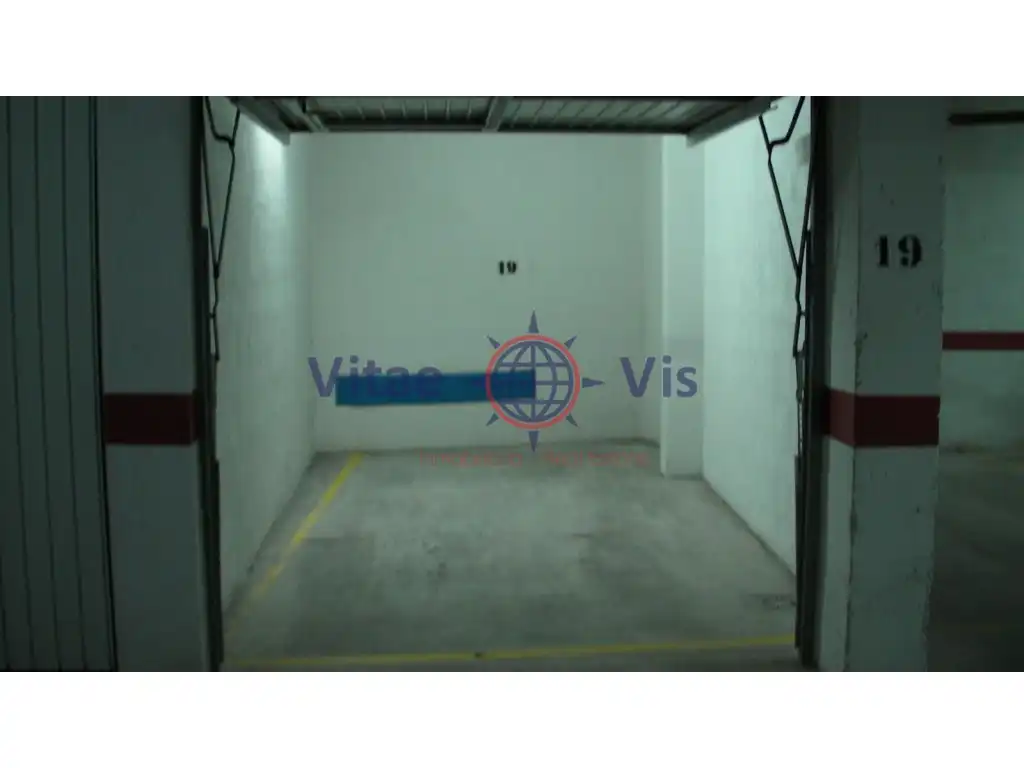 Einzelparkplatz zum Verkauf in Calle Robles Vives, imagen 3