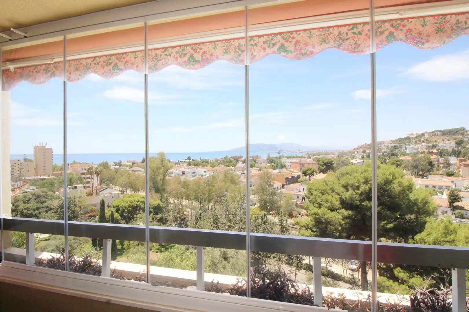 Vista exterior de Pis en venda en Málaga amb Aire condicionat, Calefacció i Terrassa