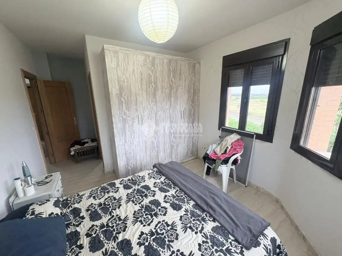 Habitación de Casa adosada en venta en Velada con Aire acondicionado, Calefacción y Jardín privado