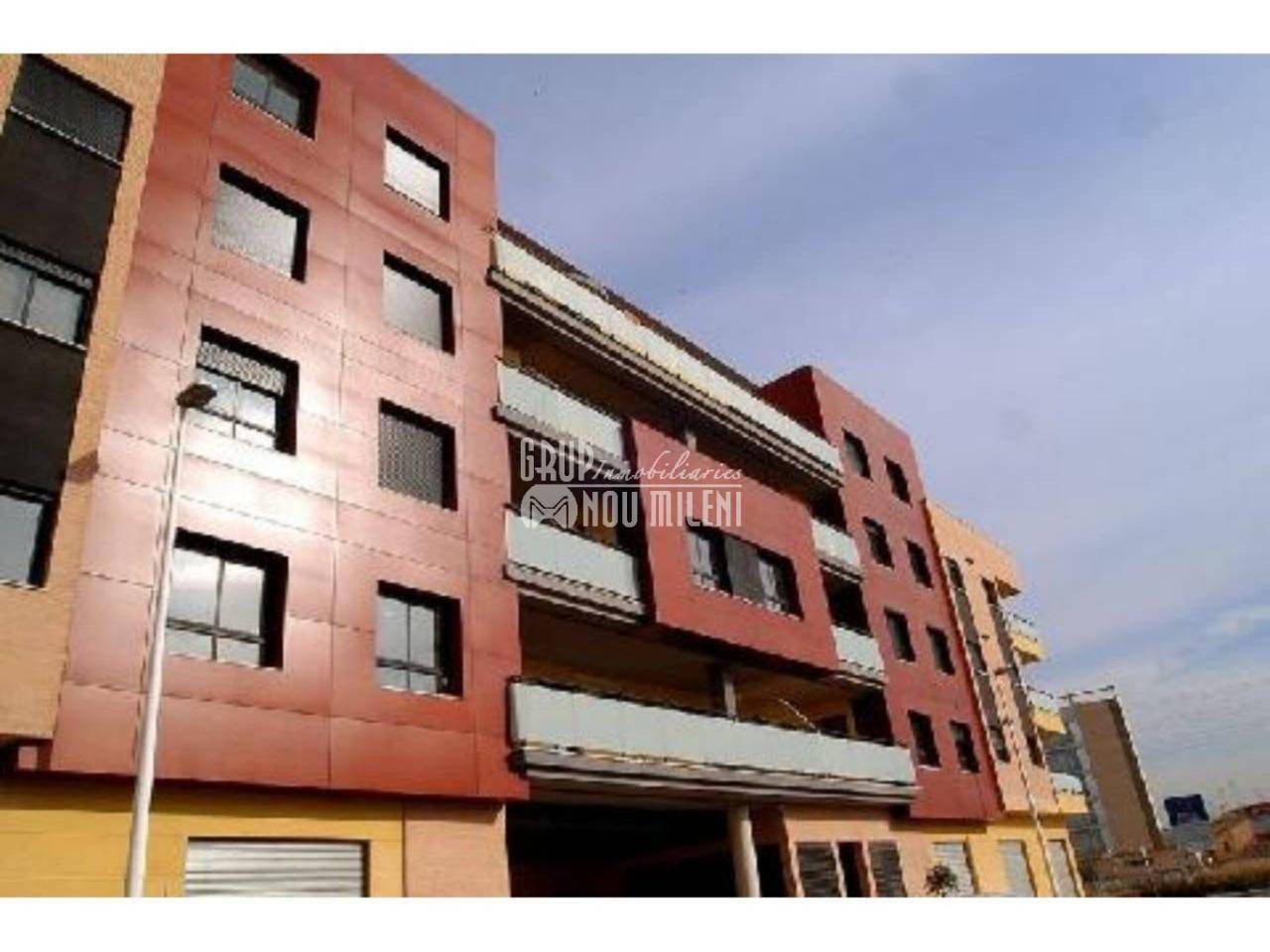 Garatge en venda a Calle Francesc Vinatea, 1, Catarroja