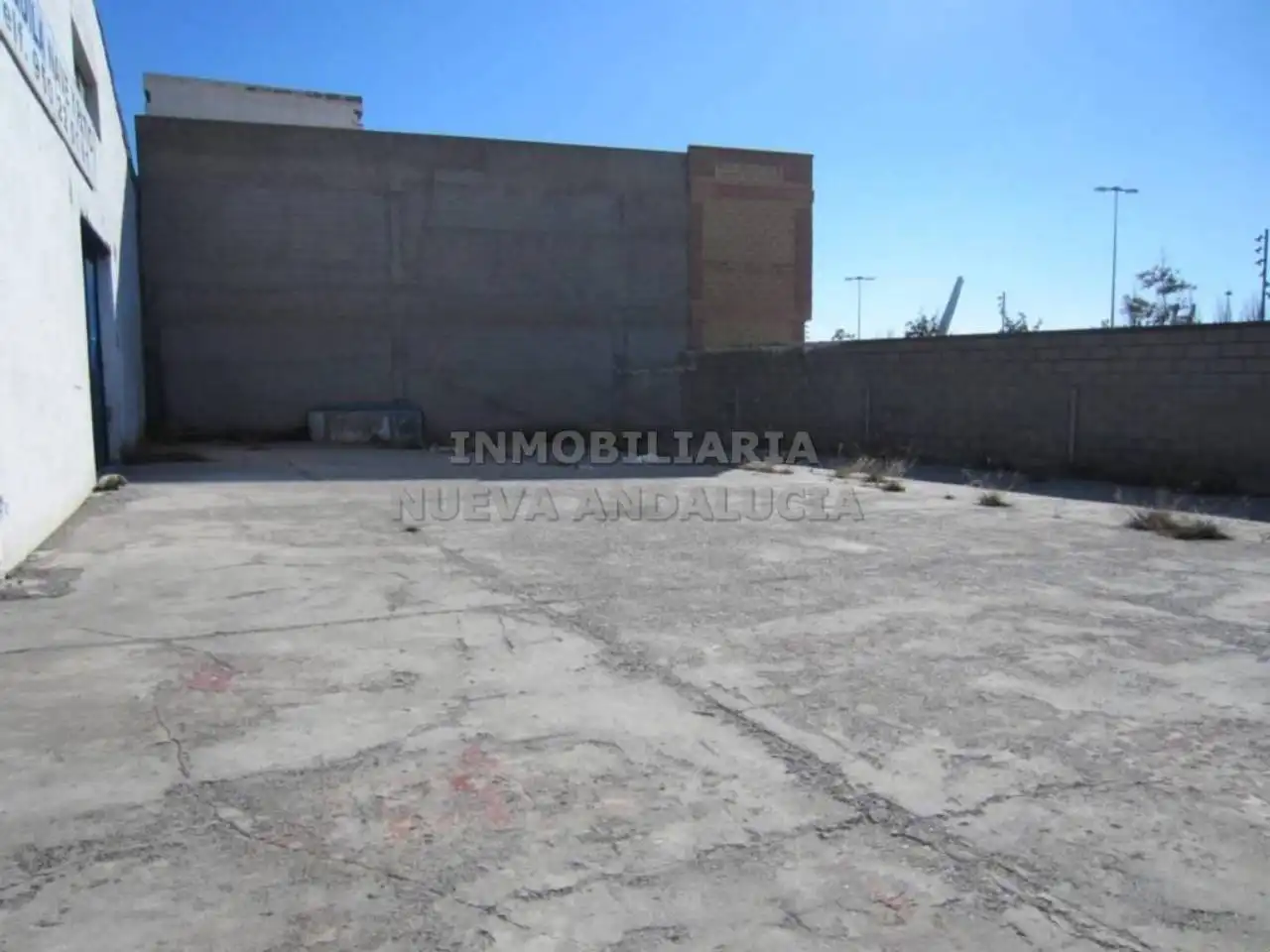 Industrial buildings for rent in Almería