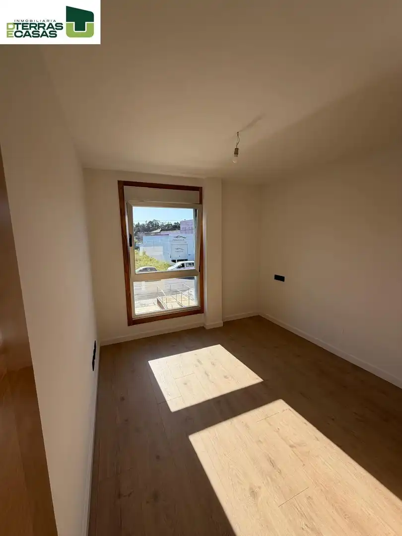 Schlafzimmer von Wohnung zum Verkauf in A Illa de Arousa 