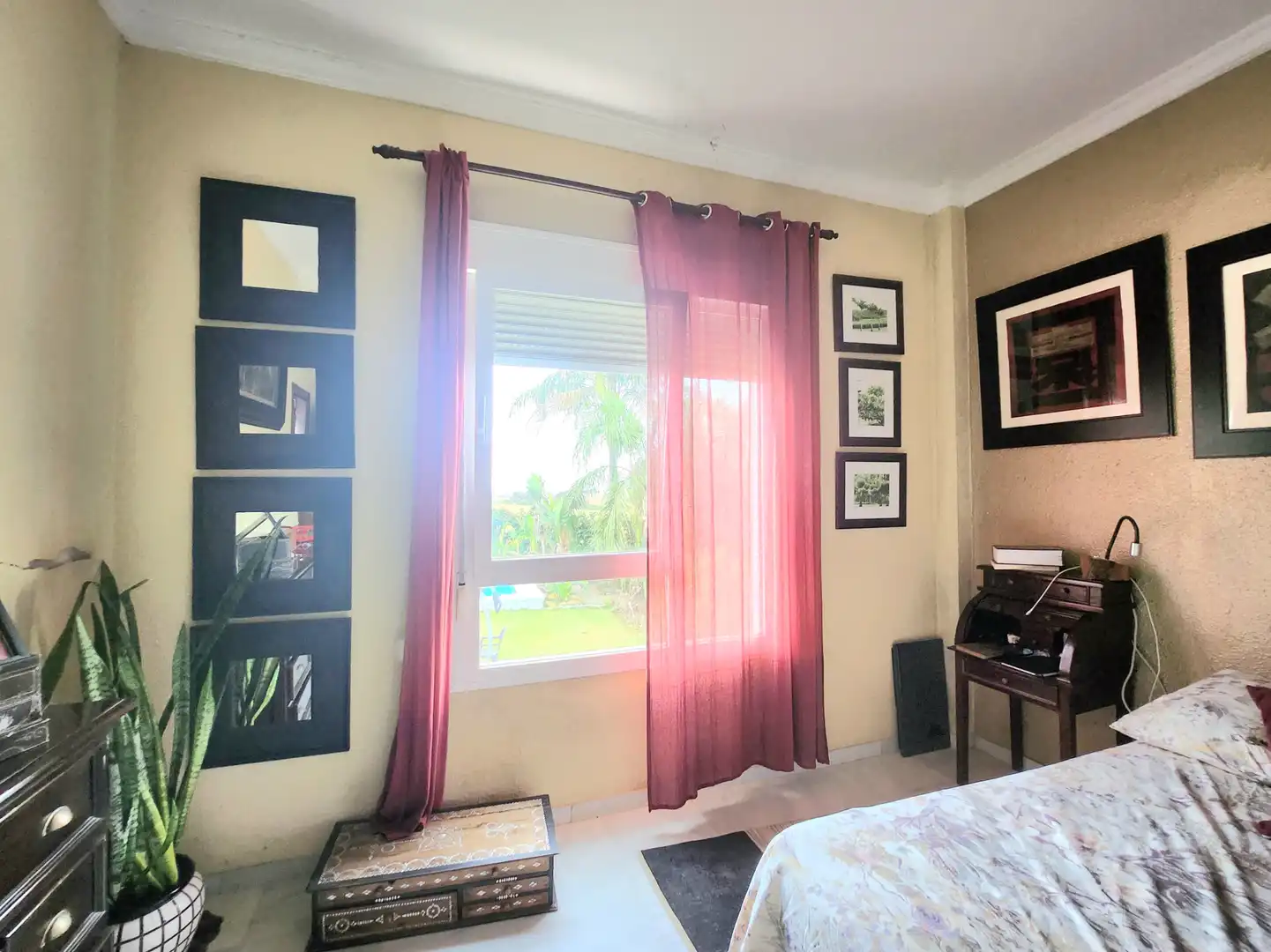 Bedroom of Houses for sale in Alcalá de Guadaira  with Air Conditioner, Heating and Private garden