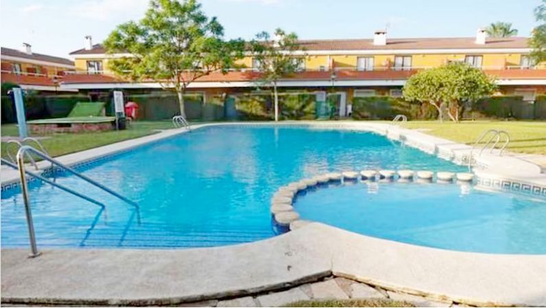 Swimming pool of Single-family semi-detached for sale in Els Poblets  with Air Conditioner, Heating and Terrace