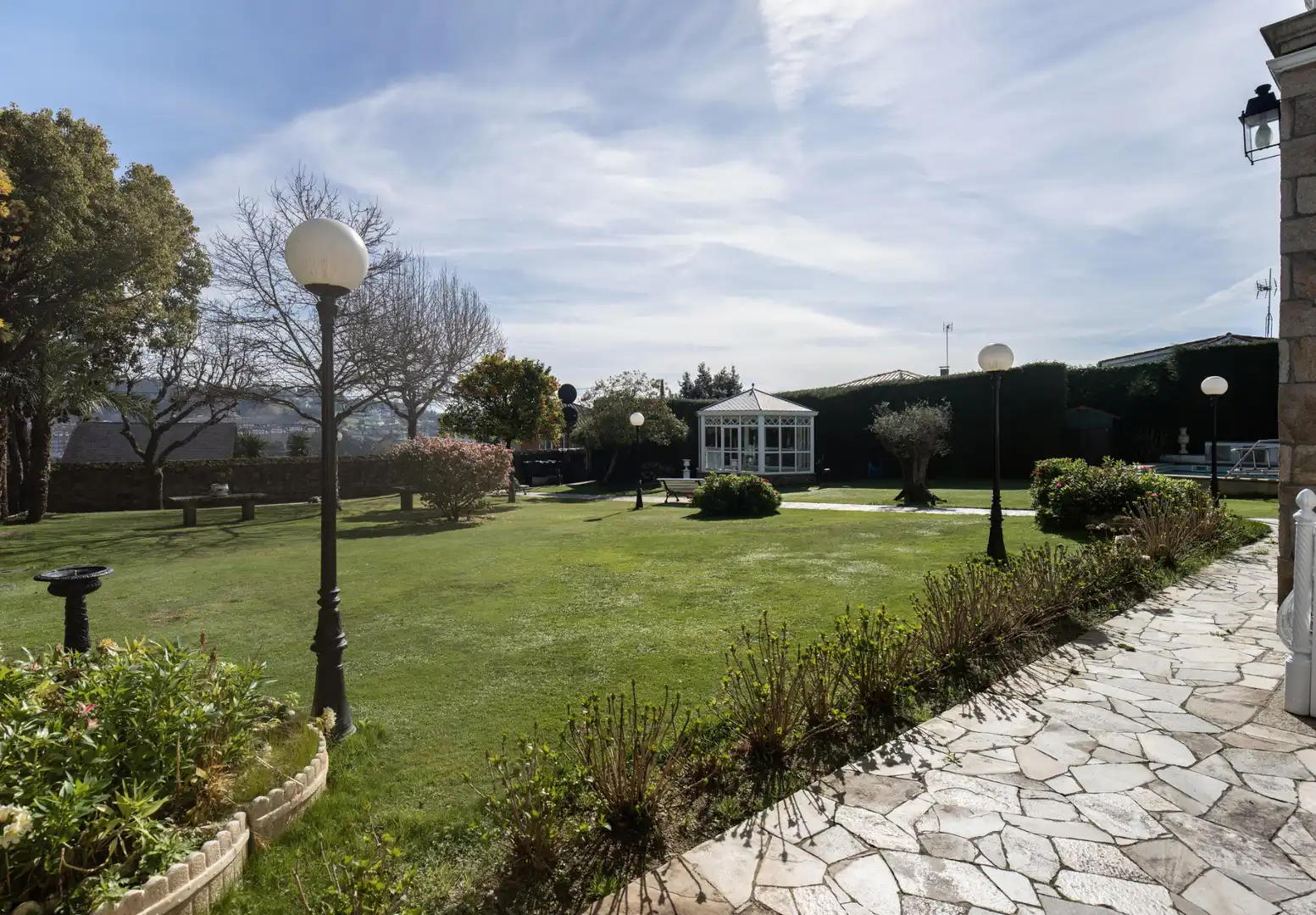 Jardín de Casa o chalet en venta en Culleredo con Calefacción, Jardín privado y Parquet