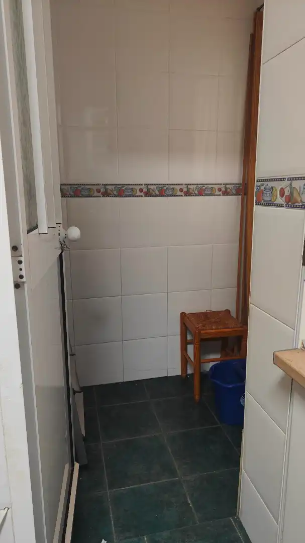 Badezimmer von Wohnung zum Verkauf in Ceuta mit Möbliert