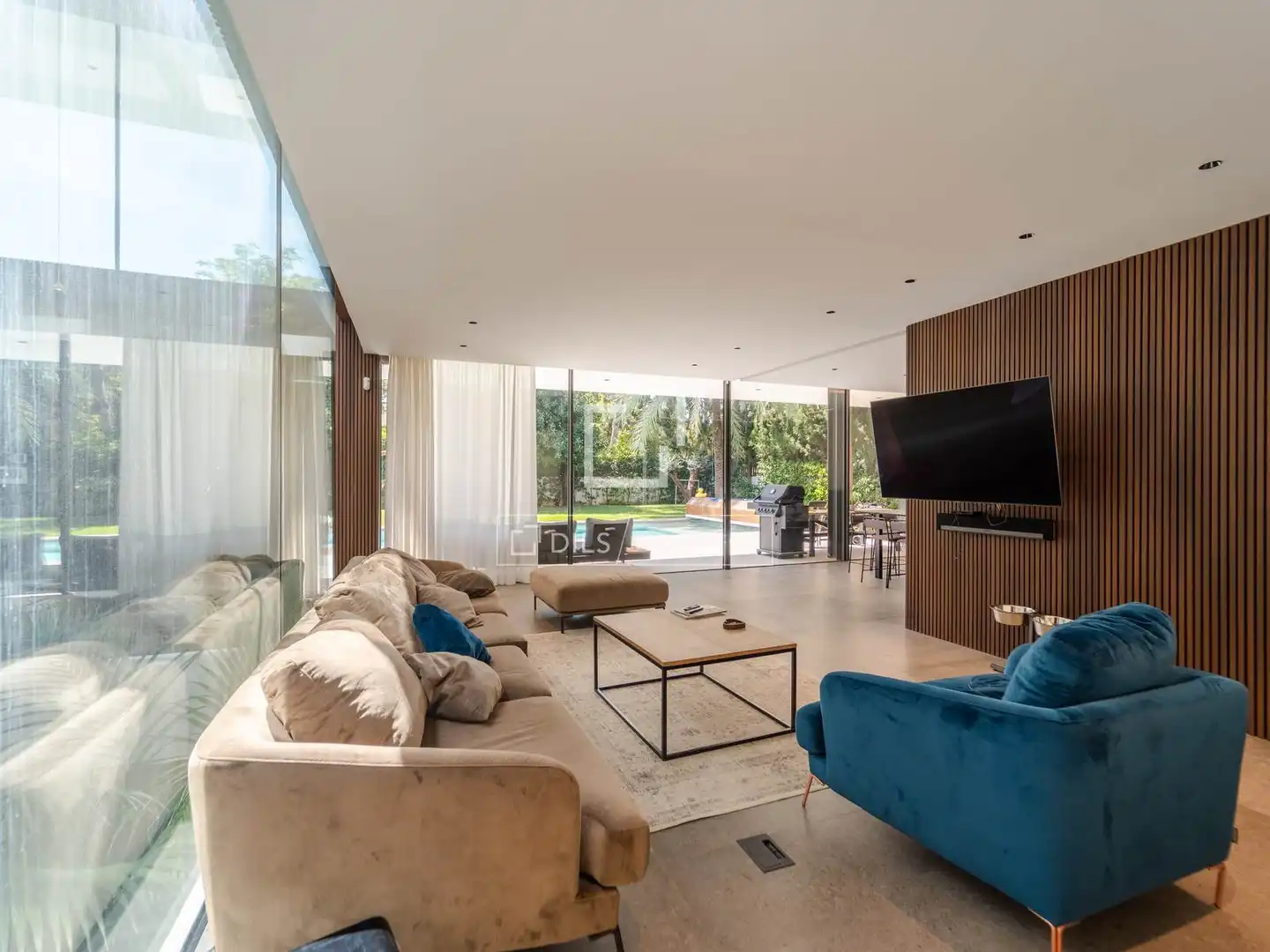 Sala de estar de Casa o chalet en venta en Godella con Aire acondicionado, Calefacción y Jardín privado