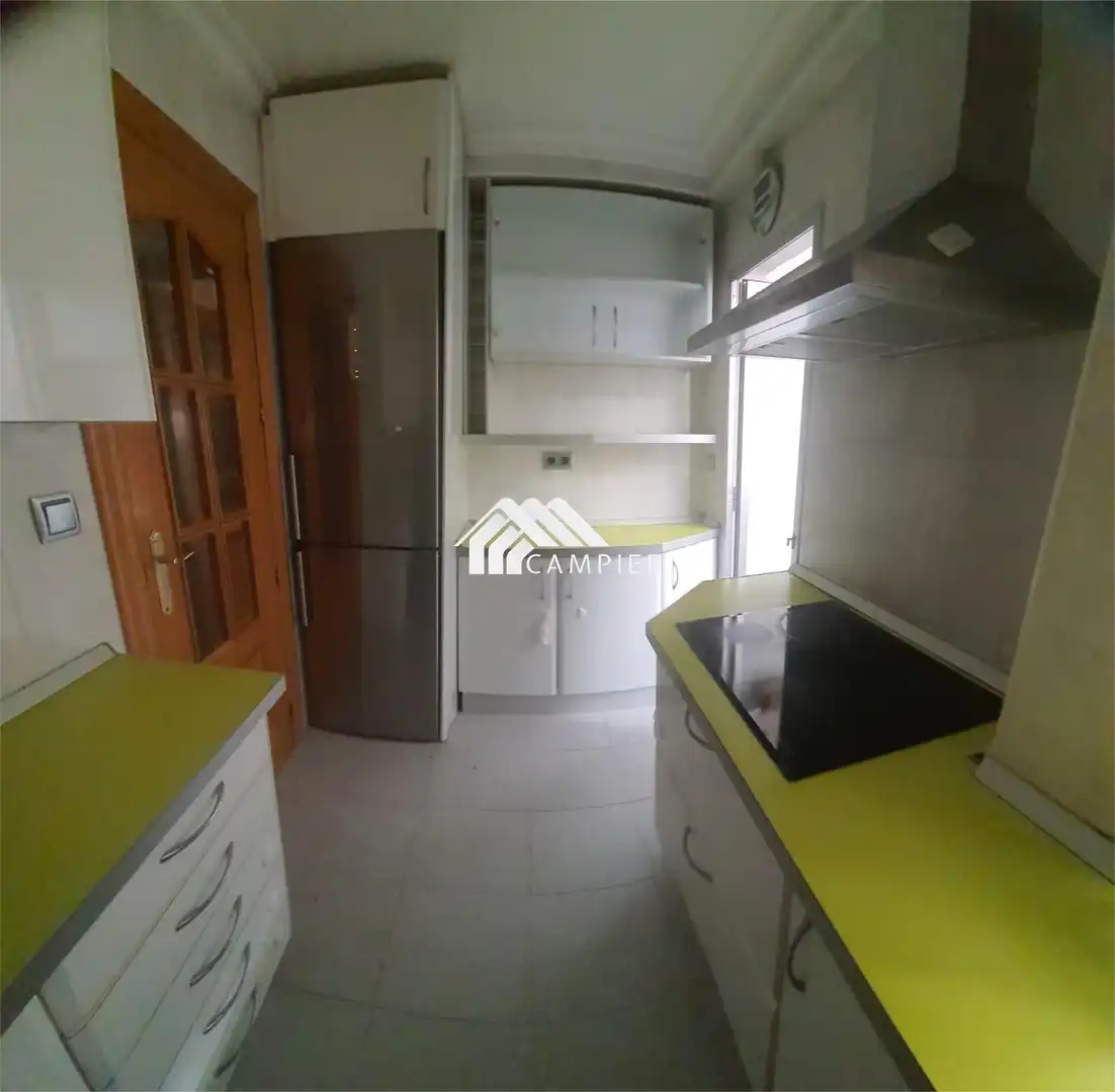 Kitchen of Flat for sale in Albacete  with Air Conditioner, Heating and Furnished