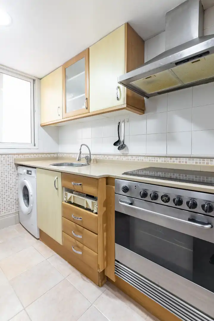 Cuina de Pis en venda en Valencia amb Aire condicionat, Parquet i Moblat