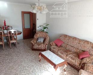 Living room of Flat for sale in Guijuelo  with Heating, Storage room and Furnished