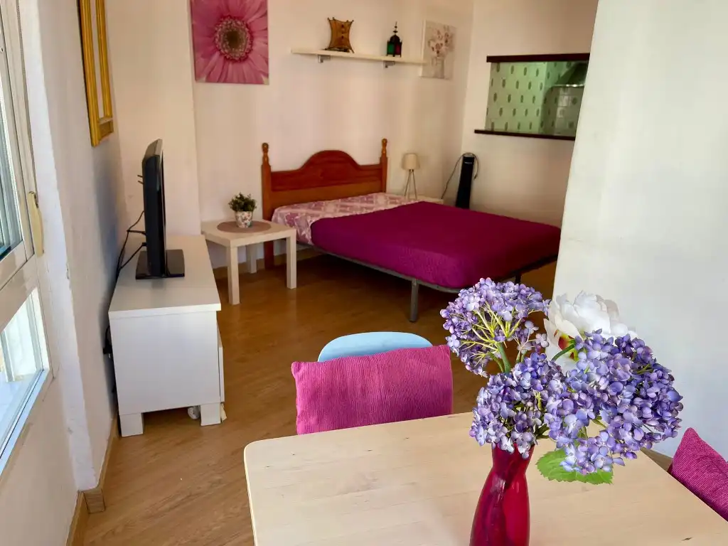 Habitación de Estudio en venta en Torrox con Terraza