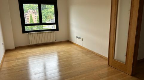 Photo 2 of Flat for rent in Calle Villafria, 15, San Lázaro - Otero - Villafría, Oviedo