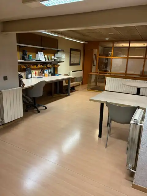 Local en venda en Girona amb Aire condicionat, Calefacció i Parquet