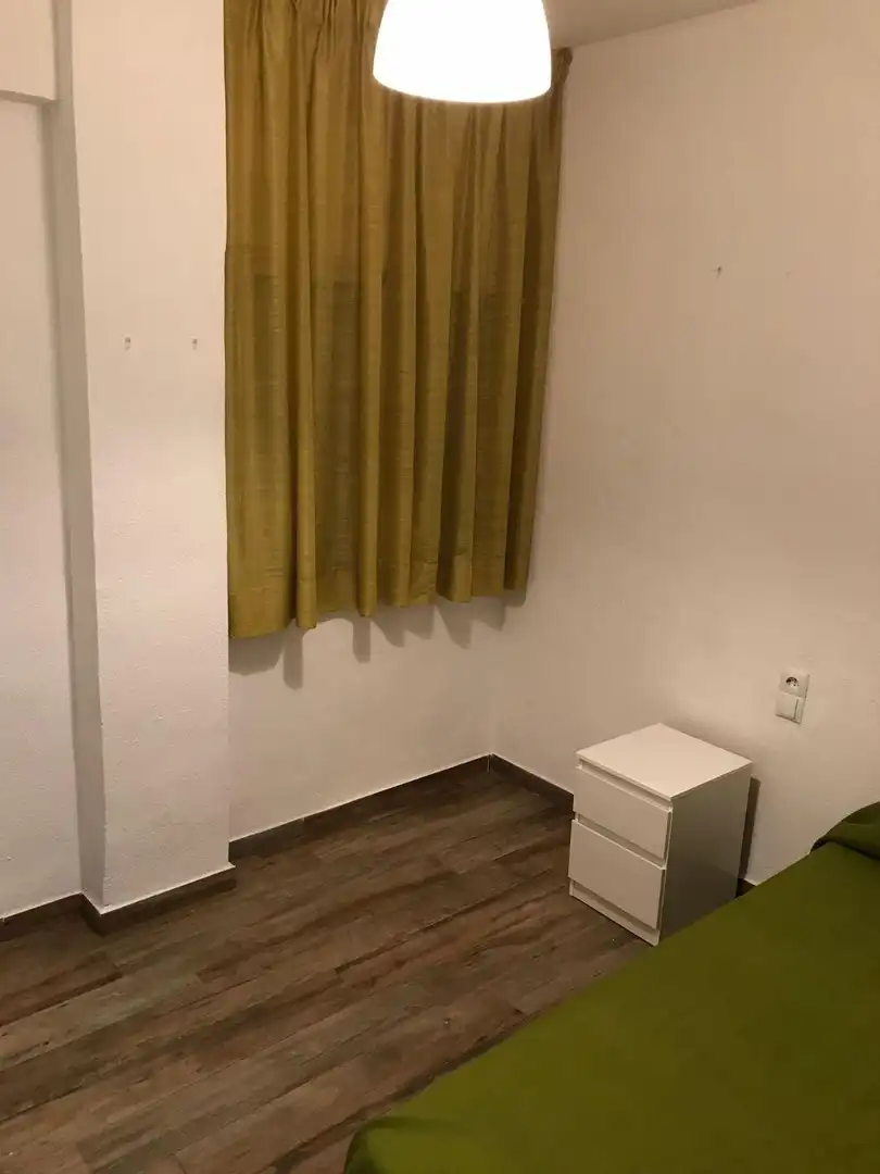 Habitación de Piso de alquiler en Huelva con Aire acondicionado