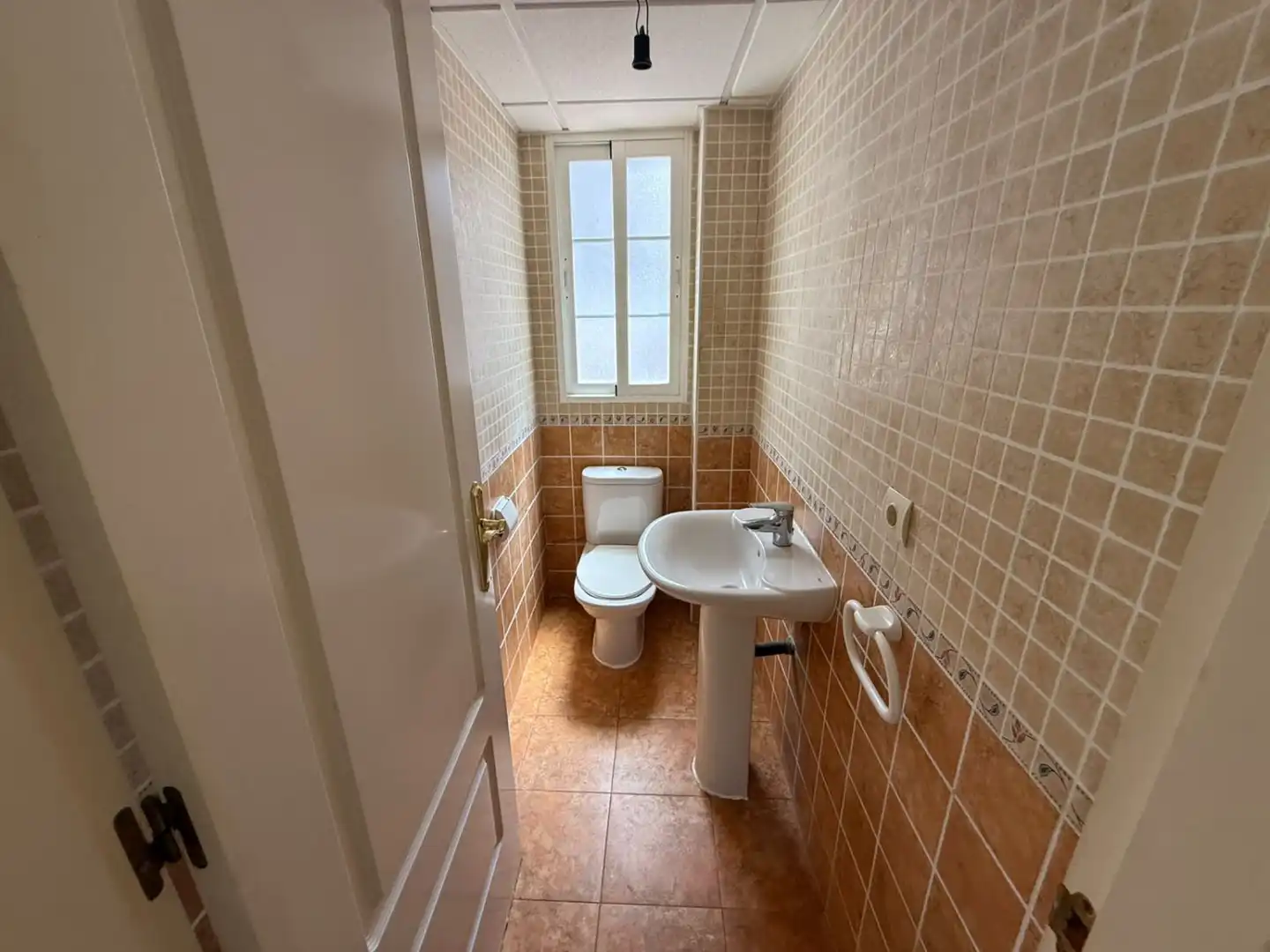 Baño de Dúplex en venta en Marbella con Calefacción, Terraza y Piscina comunitaria