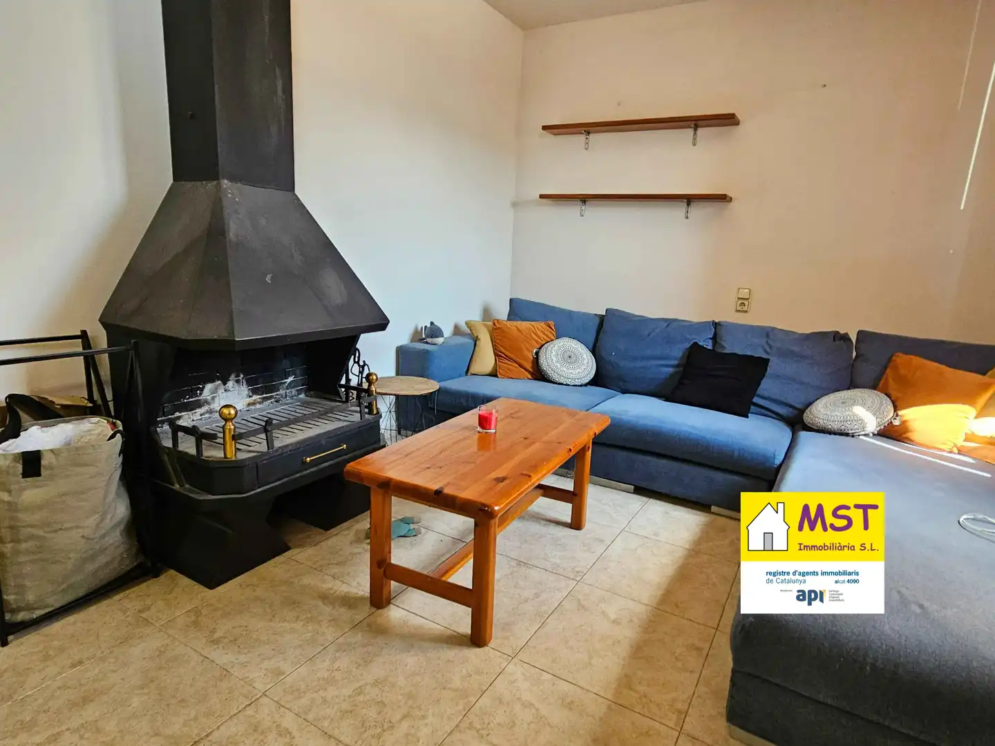 Sala de estar de Casa adosada en venta en Casserres con Aire acondicionado, Calefacción y Terraza