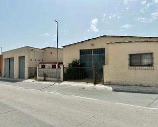 Vista exterior de Nau industrial en venda en Sant Pere de Torelló