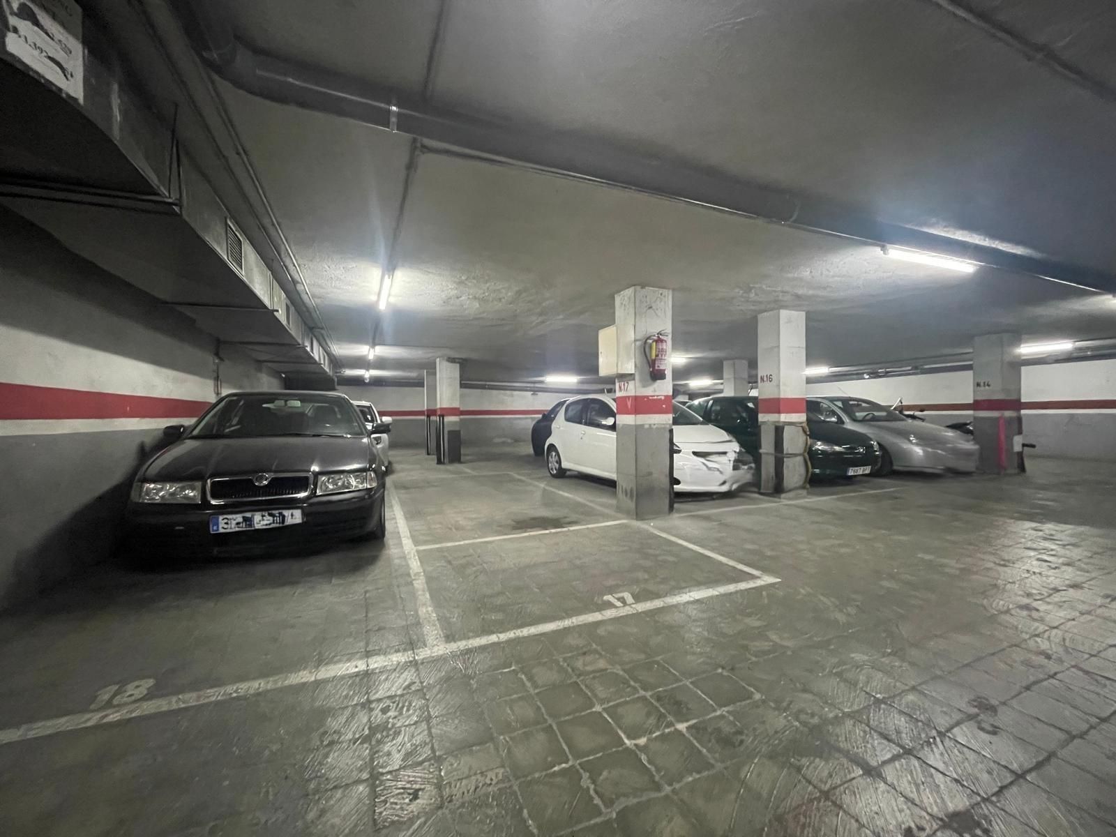 Garage for sale in Fondo