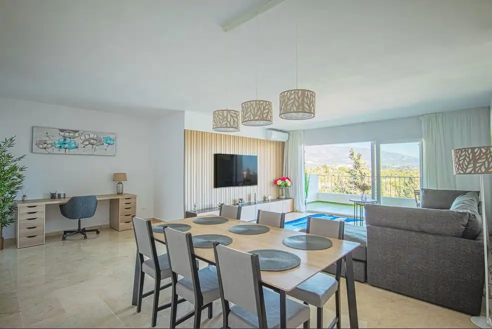 Apartament amb ascensor en venda a Nueva Andalucía