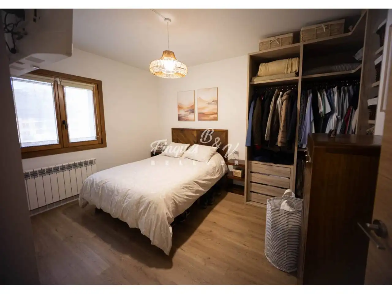 Habitación de Apartamento en venta en Bellver de Cerdanya con Aire acondicionado, Calefacción y Parquet