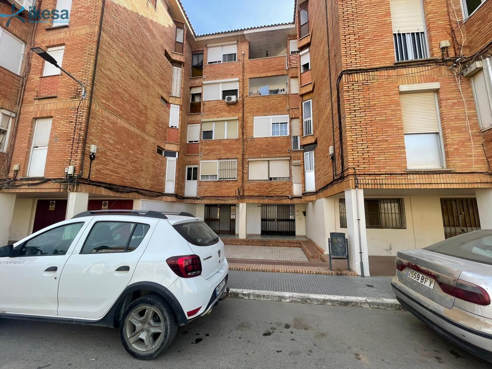 Vista exterior de Pis en venda en San Juan del Puerto amb Terrassa