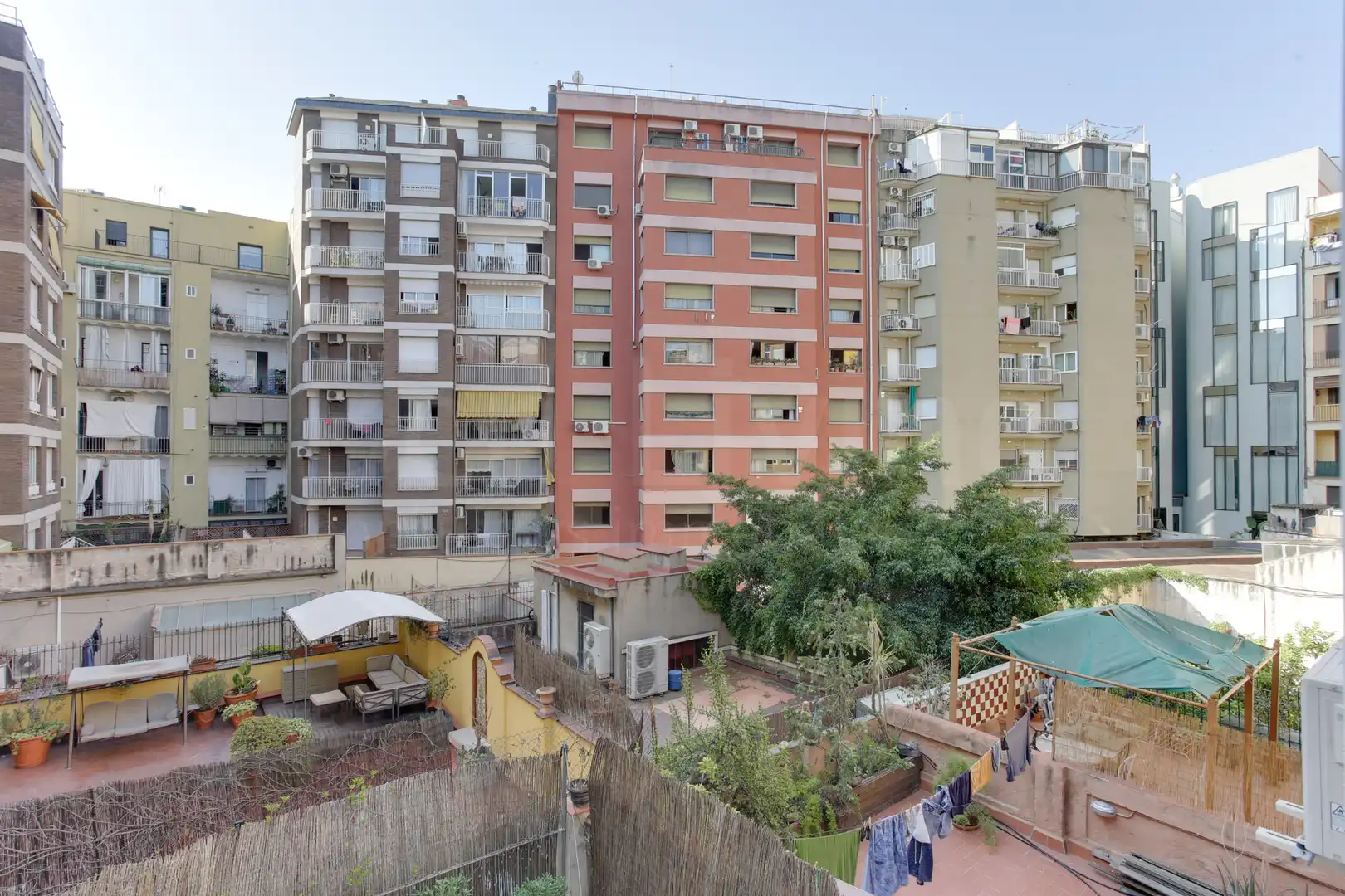 Vista exterior de Pis en venda en Barcelona amb Aire condicionat, Calefacció i Parquet