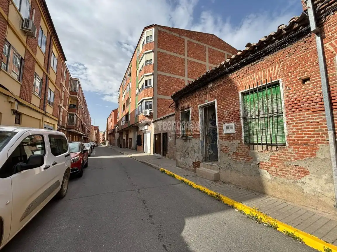 House for sale in Medina del Campo
