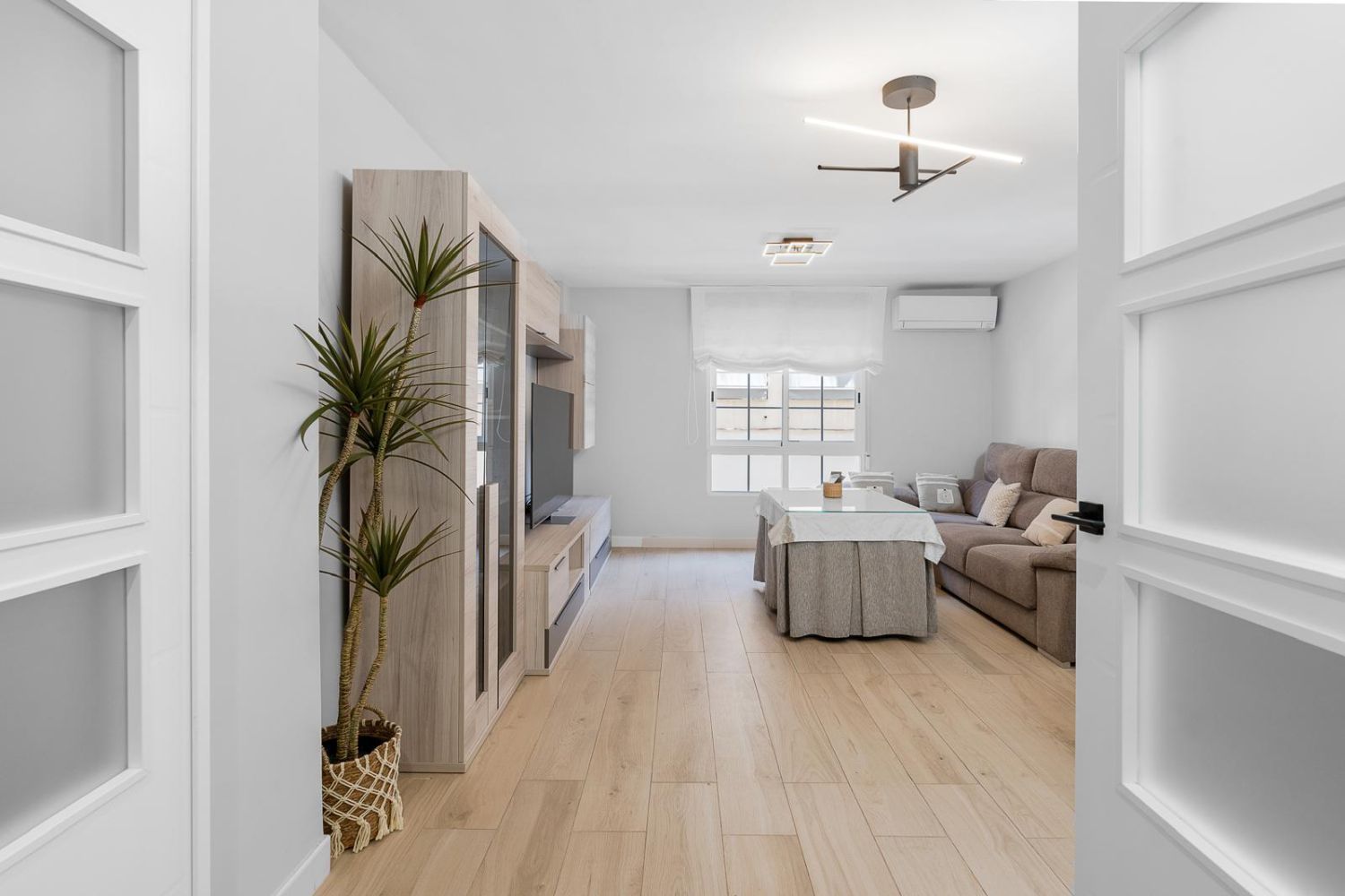 Living room of Flat for sale in  Jaén Capital  with Air Conditioner, Heating and Terrace