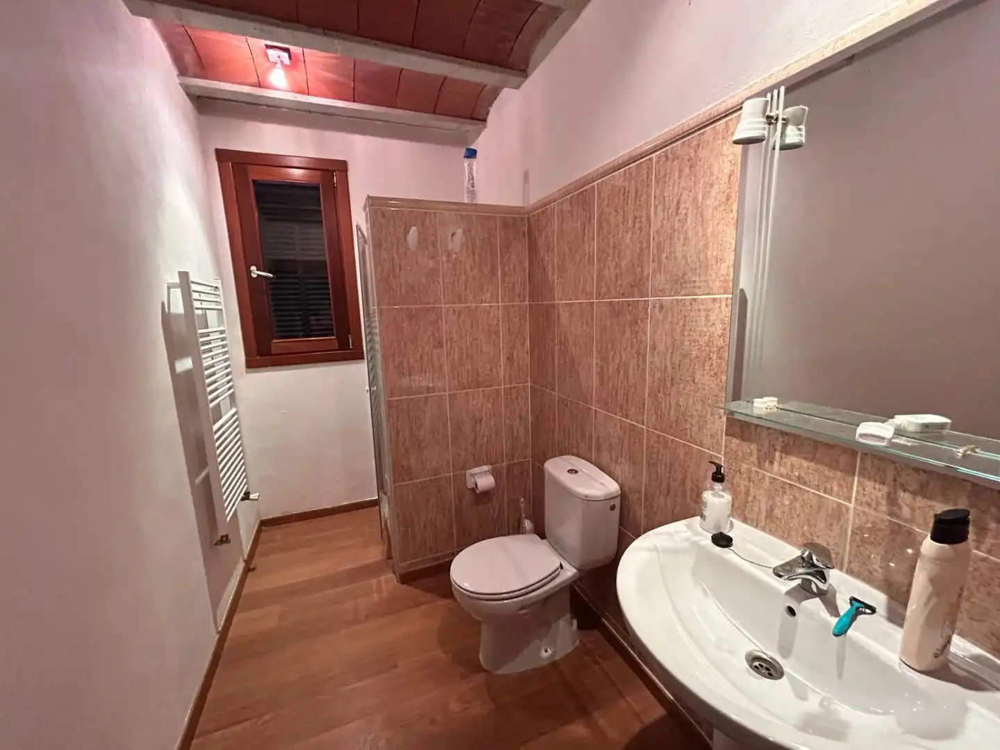 Baño de Finca rústica en venta en Masegoso con Aire acondicionado y Calefacción