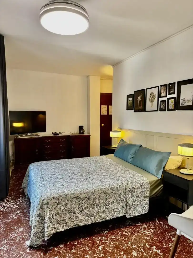 Habitación de Casa o chalet para compartir en Pozuelo de Alarcón con Aire acondicionado, Jardín privado y Amueblado