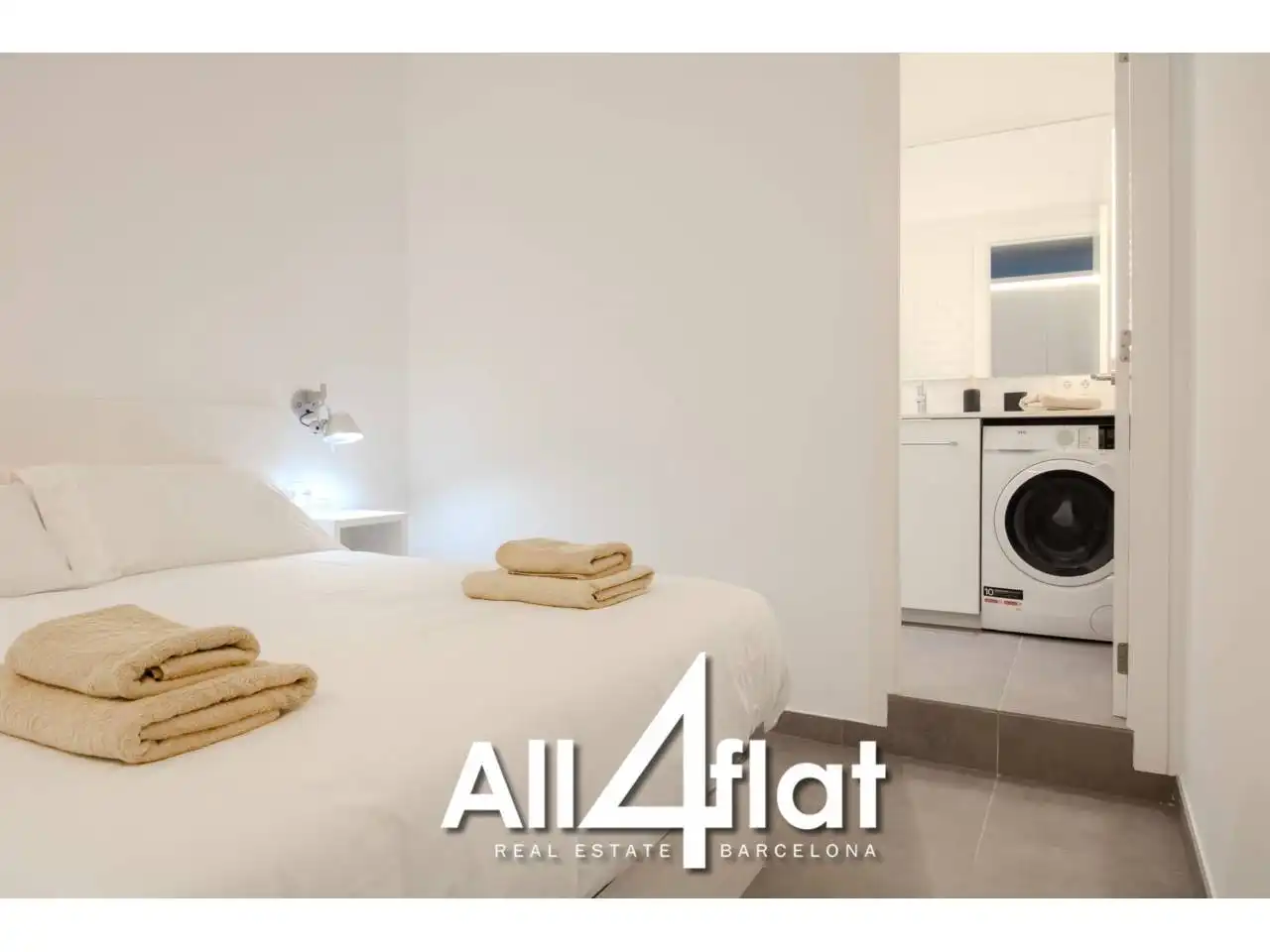 Bedroom of Study for rent in Barcelona  with Air Conditioner, Heating and Furnished