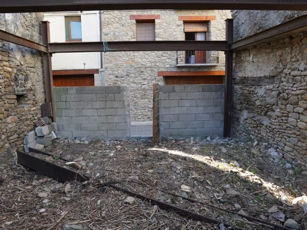 Außenansicht von Residential zum Verkauf in Campo
