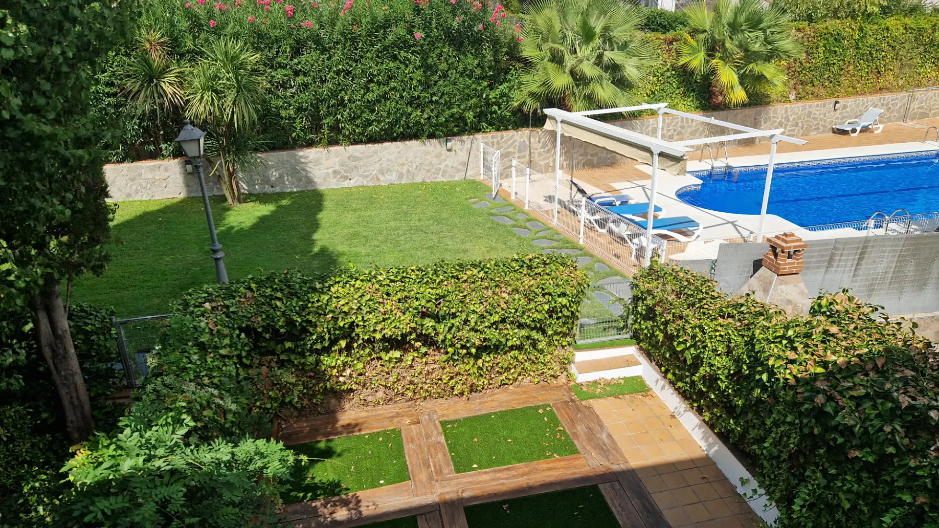 Adossat amb piscina de lloguer a Pueblo, imagen 27