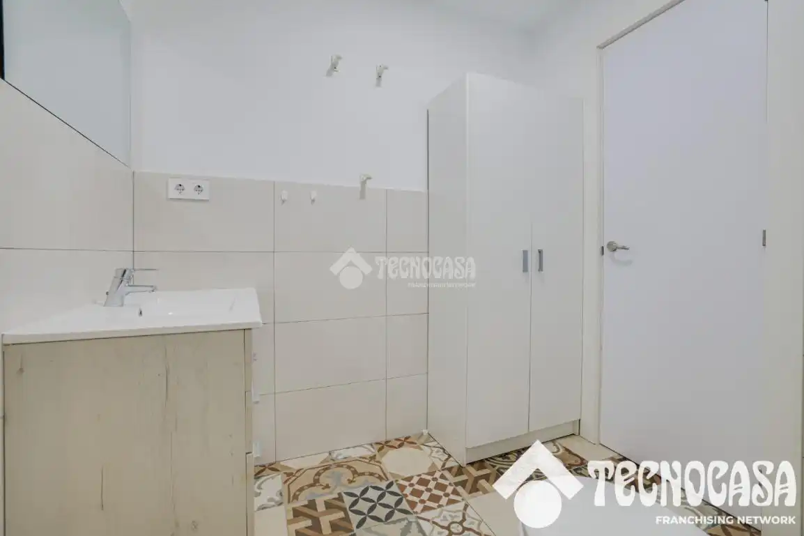Baño de Piso en venta en Barcelona con Balcón
