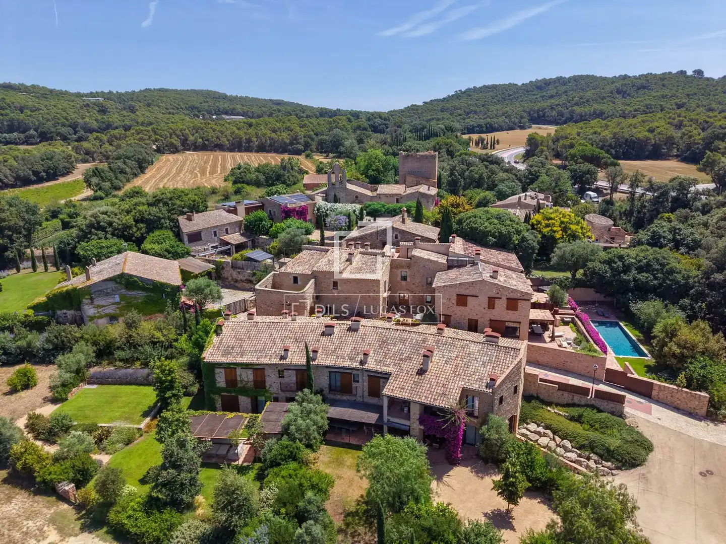 Vista exterior de Casa o xalet en venda en Madrid amb Aire condicionat, Calefacció i Terrassa
