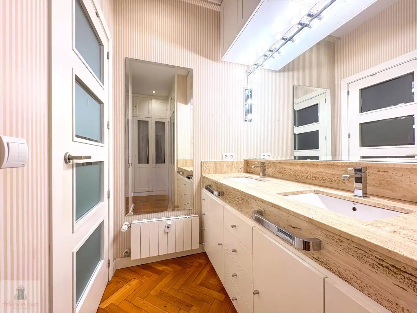 Bathroom of Flat for rent in Badajoz  with Air Conditioner and Heating