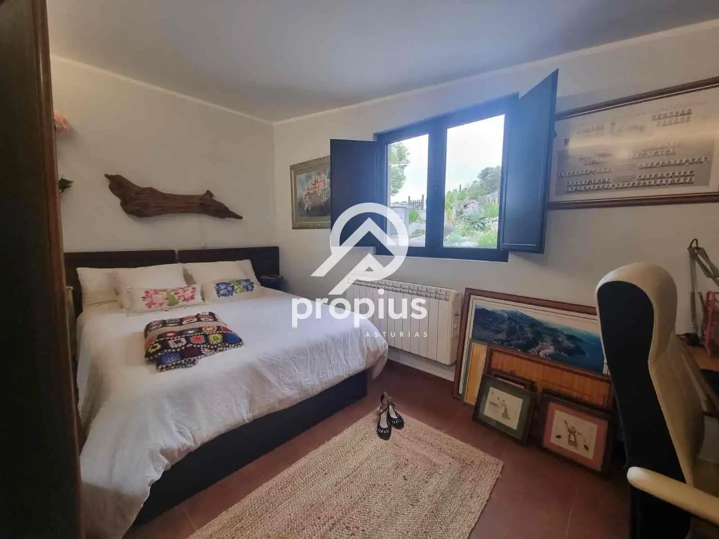 Habitación de Casa o chalet en venta en Ribadesella con Calefacción, Jardín privado y Terraza